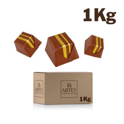 Vrac 1 Kg Carrés pralinés au chocolat noir aux amandes